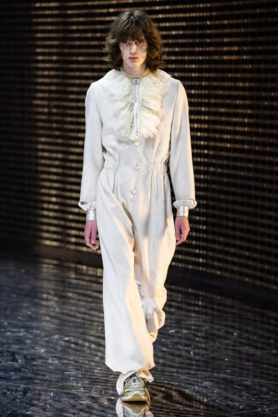 Look 55